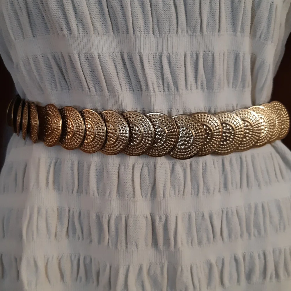 Vintage Gold Tone Medallion Stretch Belt